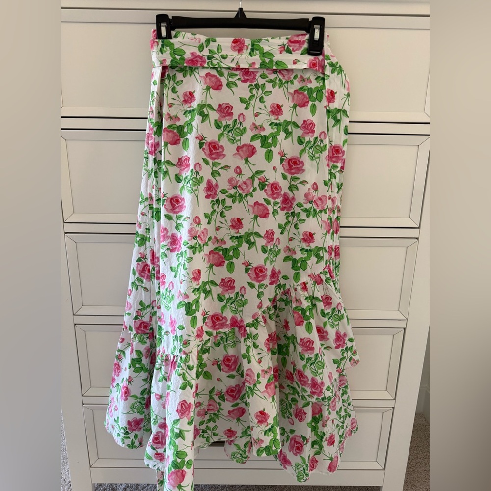 Hill House Mirabel Skirt In Pink Roses. Size S